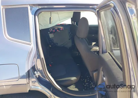 2020 Jeep Renegade Sport 4X4 z USA, uszkodzony, nr VIN ZACNJBAB6LPL33443